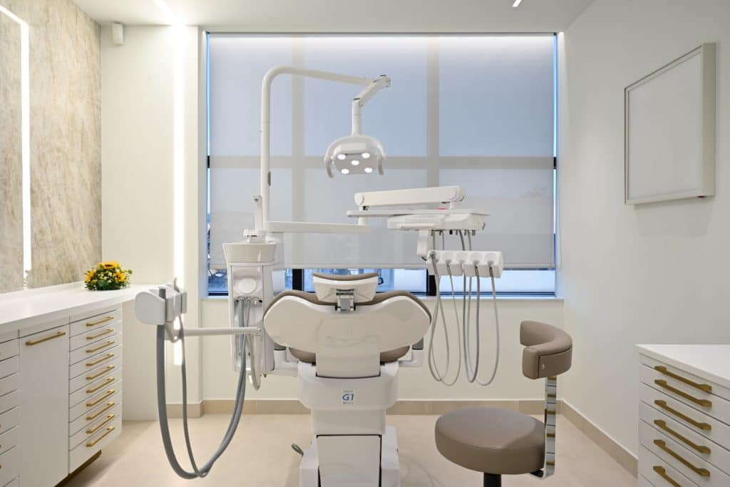 IMG-1dfd06e546a9608deb865e20abb51828-V Oralis Μαρούσι