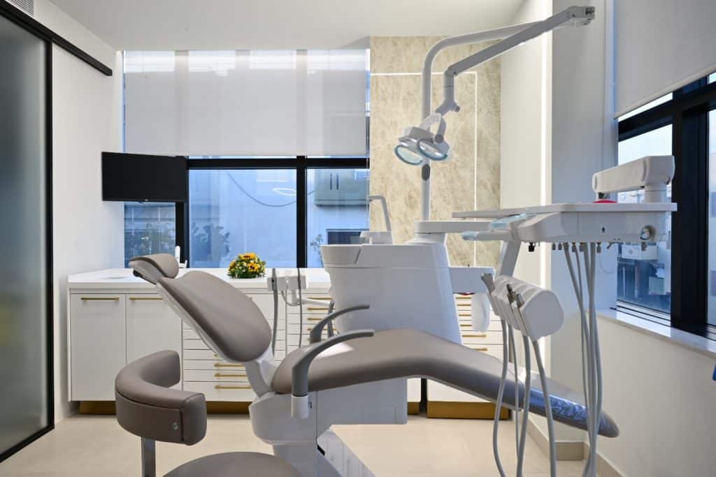 IMG-638535a973e16a73dc6562040706bfee-V Oralis Μαρούσι