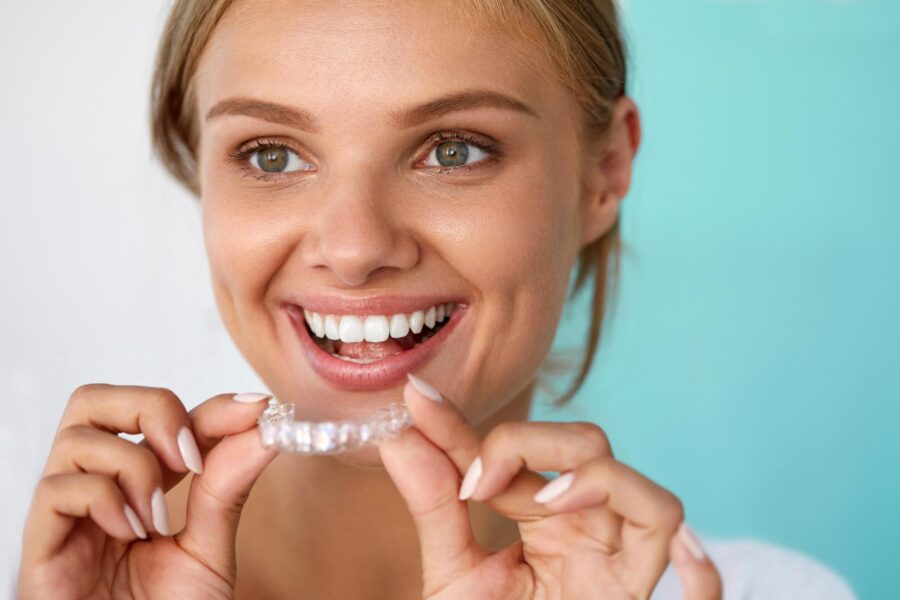 Αόρατα Σιδεράκια Invisalign